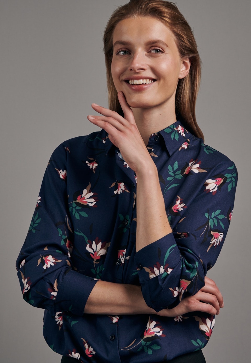 Twill Hemdbluse aus 100% Viskose in Dunkelblau | Seidensticker Onlineshop