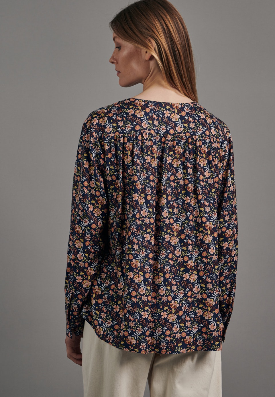 Twill Shirt Blouse made of 100% Viscose in Dark blue | Seidensticker Onlineshop