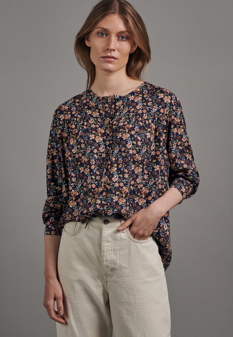 Twill Shirt Blouse made of 100% Viscose in Dark blue | Seidensticker Onlineshop