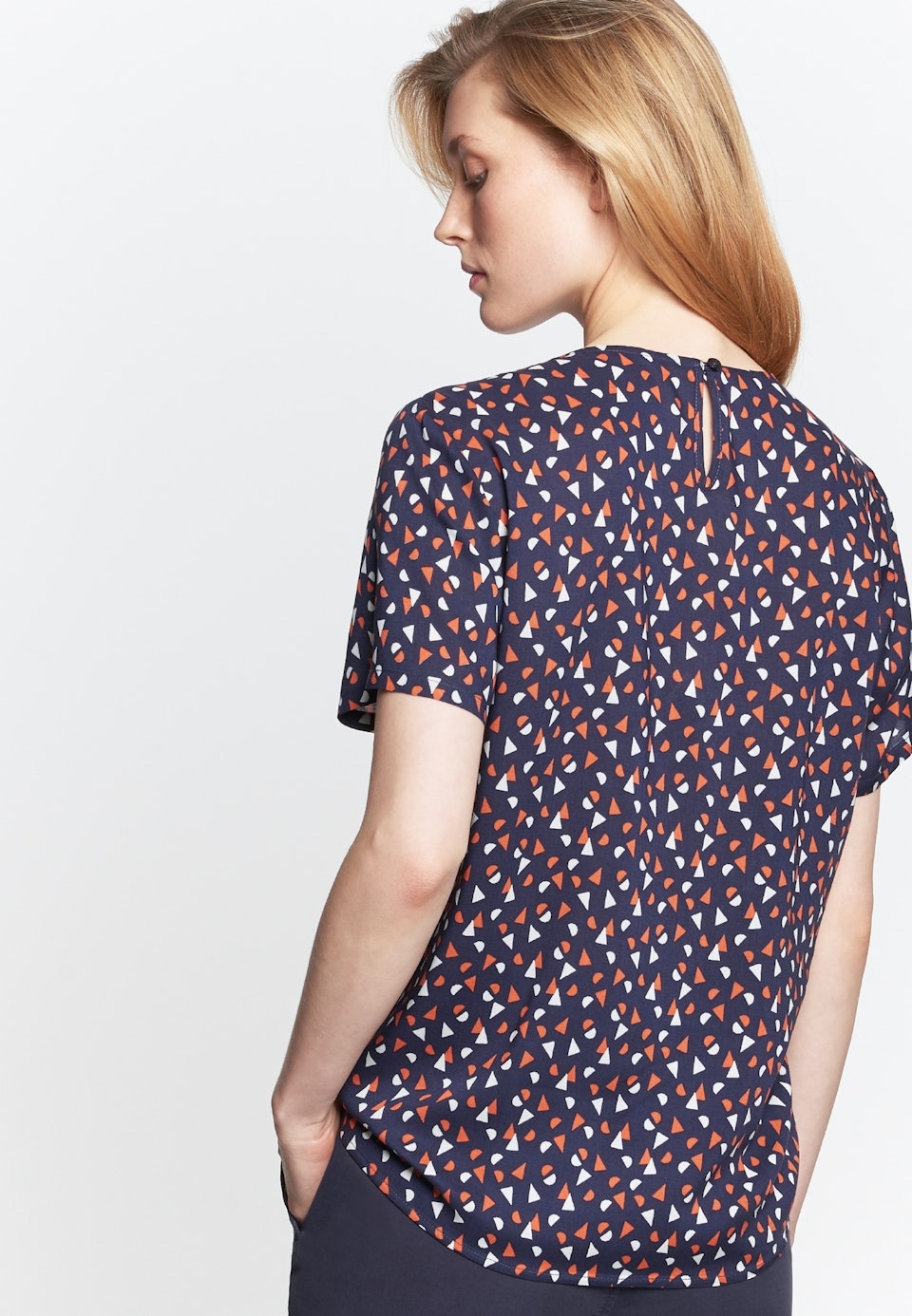 Kurzarm Popeline Shirtbluse aus 100% Viskose in Dunkelblau | Seidensticker Onlineshop